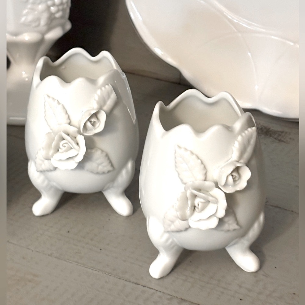 Vintage Renaldy’s Collectible Egg Vases. Fine China | Footed | Japan | 1950s EUC